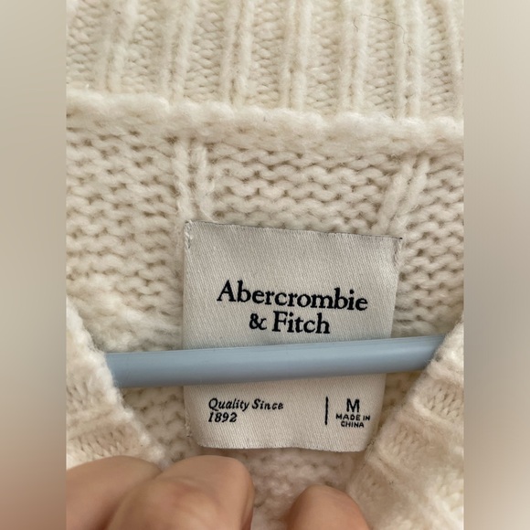 Abercrombie Knit Sweater - Picture 2 of 2